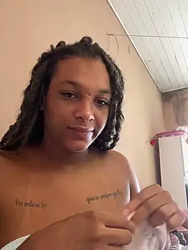 Snapshot of vanessajob5554 chatting on February 11, 10:59 am vanessajob5554 online show from February 11, 10:59 am