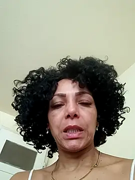 Lunasquirt1985 online show from February 16, 11:39 am