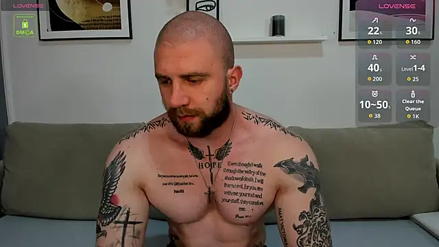 Snapshot of Gerard_Finbar chatting on November 28, 6:27 am Gerard Finbar online show from November 28, 6:27 am