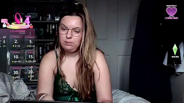 Demi WelshX online show from November 27, 9:44 am