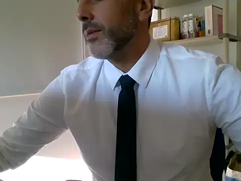 66MA69 online show from September 16, 8:15 am