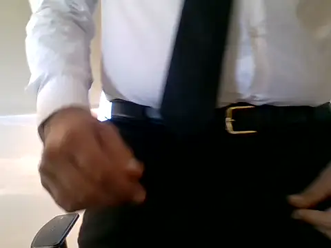 66MA69 online show from October 6, 7:50 am