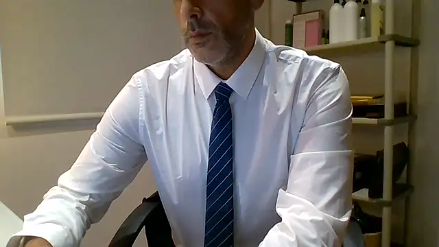 66MA69 online show from July 29, 6:55 am