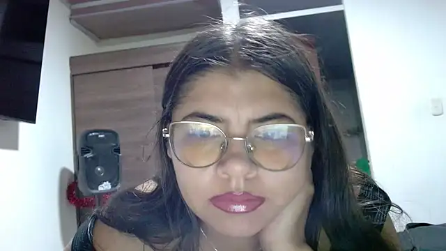 viccky vick online show from January 9, 2:25 am