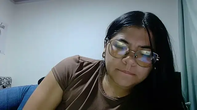 viccky vick online show from May 20, 10:38 pm