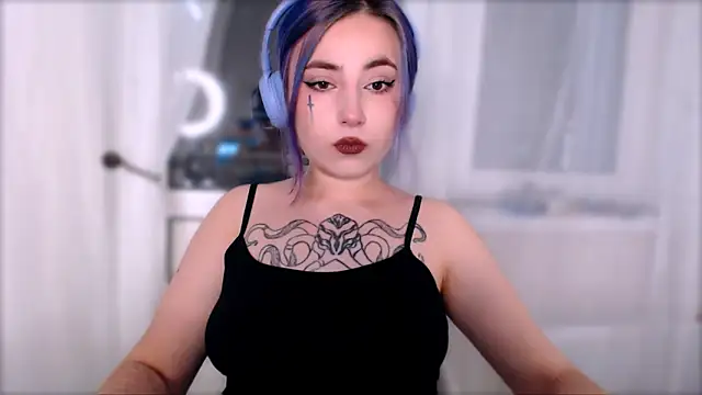 purplewitch online show from October 22, 10:09 pm