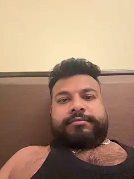 Snapshot of SoloChill chatting on May 17, 8:12 am SoloChill online show from May 17, 8:12 am