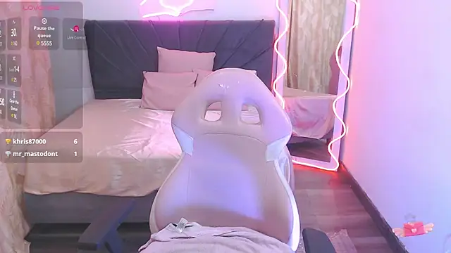 Snapshot of palmerfox_tay chatting on March 11, 10:31 pm palmerfox tay online show from March 11, 10:31 pm