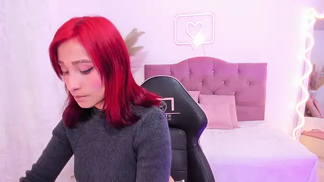 Snapshot of palmerfox_tay chatting on September 16, 3:18 am palmerfox tay online show from September 16, 3:18 am