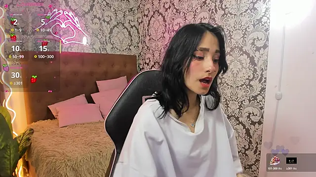 Snapshot of palmerfox_tay chatting on December 18, 3:23 am palmerfox tay online show from December 18, 3:23 am