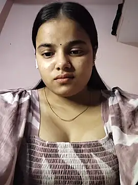 Snapshot of RAYI_123 chatting on June 24, 2:16 pm RAYI 123 online show from June 24, 2:16 pm