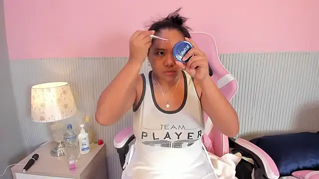 yeikafoxy online show from November 5, 11:32 am