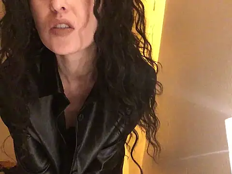 Snapshot of seductress444 chatting on January 30, 1:22 am seductress444 online show from January 30, 1:22 am