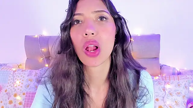 Miss veronicaa2 online show from February 11, 6:22 pm