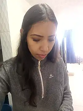 Miss veronicaa2 online show from January 16, 12:31 pm