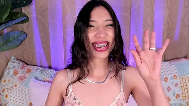Snapshot of Miss_veronicaa2 chatting on June 22, 1:19 pm Miss veronicaa2 online show from June 22, 1:19 pm