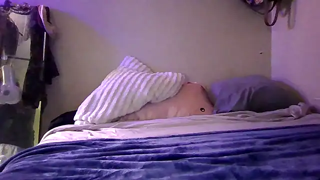 cruz815 online show from September 16, 9:27 pm