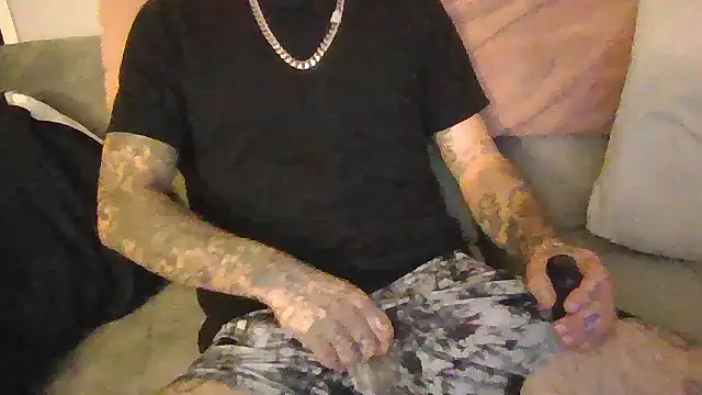 cruz815 online show from November 22, 1:48 am