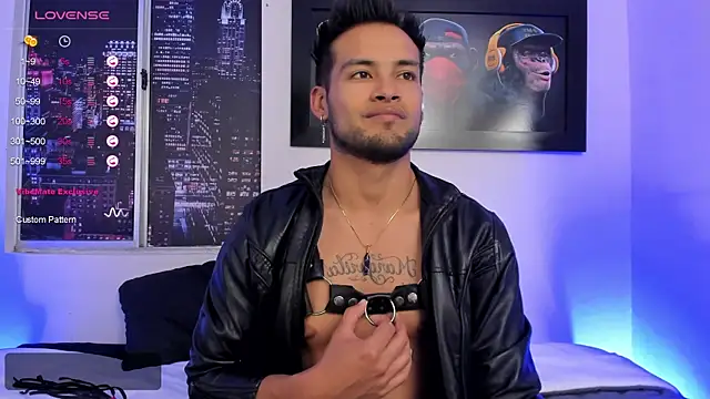 Snapshot of Max_Conor1 chatting on February 7, 5:51 pm Max Conor1 online show from February 7, 5:51 pm