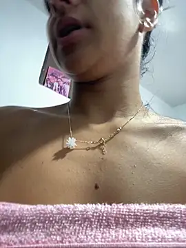 eva roseee online show from October 7, 6:27 pm