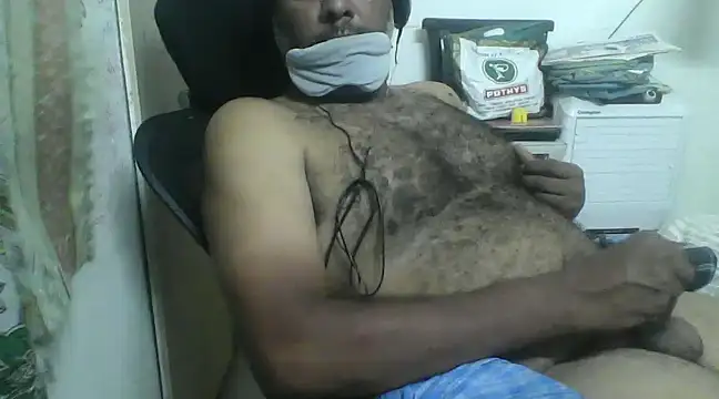 awesomeroc123 online show from February 28, 5:37 pm