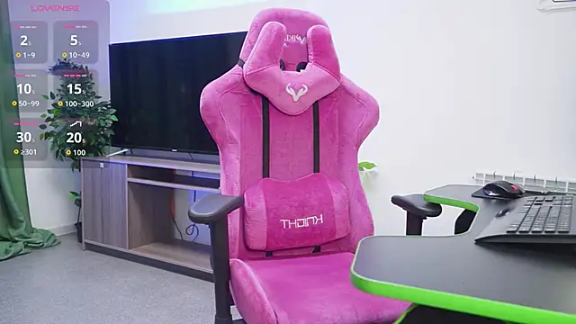 MilaStoyne online show from September 11, 6:13 am