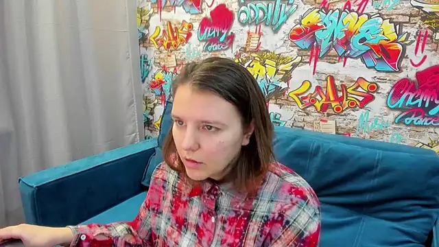 Jenny Jimmy online show from April 29, 9:24 am