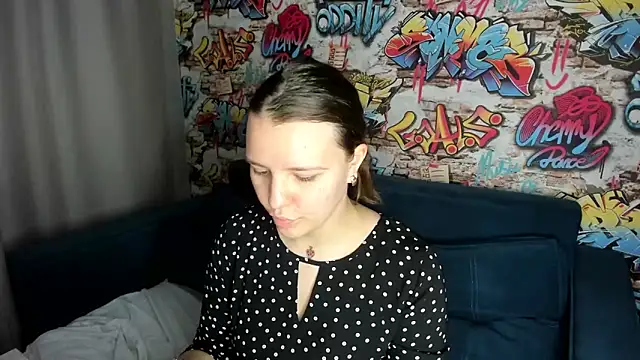 Jenny Jimmy online show from June 14, 9:44 am