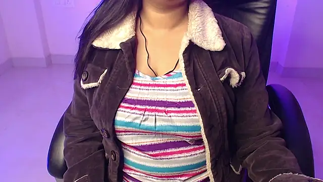 Snapshot of Kannu- chatting on November 29, 5:43 am Kannu- online show from November 29, 5:43 am