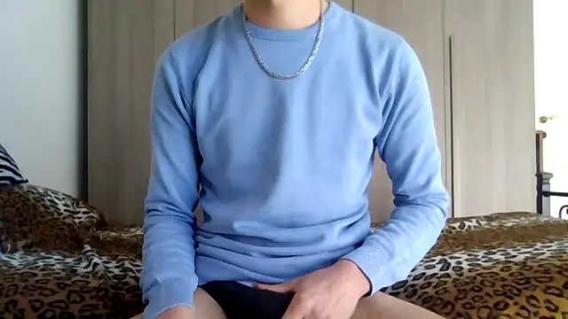 Snapshot of tommyboyteen chatting on February 23, 10:06 am tommyboyteen online show from February 23, 10:06 am