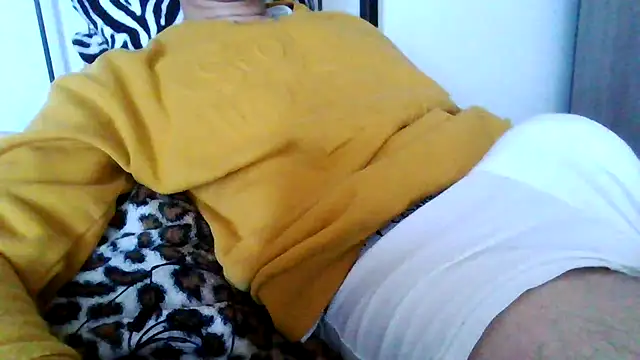 Snapshot of tommyboyteen chatting on March 3, 12:48 pm tommyboyteen online show from March 3, 12:48 pm