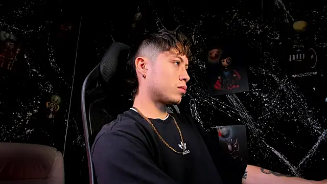 marcuscollins1  online show from February 21, 2:48 pm