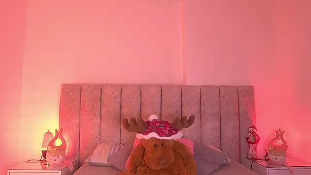 sara lopee1 online show from December 20, 12:12 pm