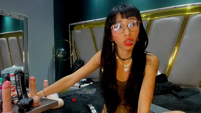 Mara Gonzalez online show from February 17, 6:14 pm