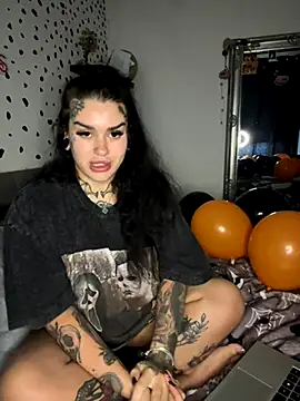 tempzzz12 online show from October 25, 8:00 am