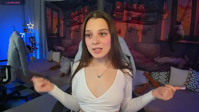 kaisajenner online show from December 2, 9:32 pm