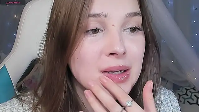 kaisajenner online show from March 15, 4:24 pm