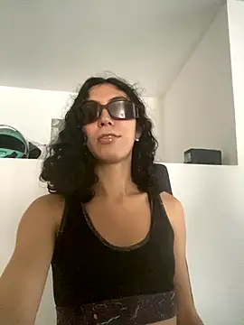 allicemackenzie online show from September 17, 12:29 pm