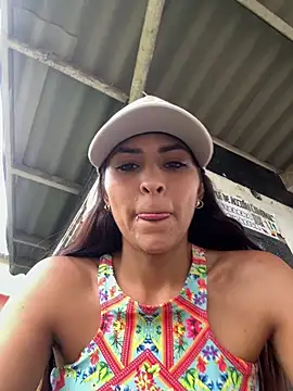 Snapshot of Sofiadelacruz chatting on June 30, 8:32 pm Sofiadelacruz online show from June 30, 8:32 pm