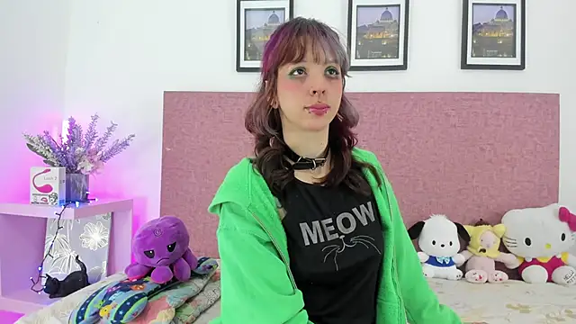 Snapshot of AriYokai chatting on March 20, 12:43 pm AriYokai online show from March 20, 12:43 pm