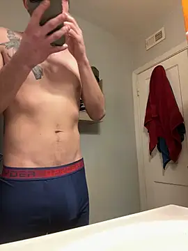 Snapshot of Codybugs0206 chatting on February 15, 6:33 pm Codybugs0206 online show from February 15, 6:33 pm