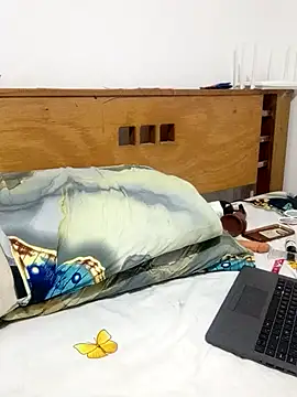 Snapshot of Nathaly-777 chatting on December 4, 11:13 pm Nathaly-777 online show from December 4, 11:13 pm