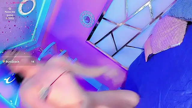 Dalis Hills online show from March 15, 8:04 am