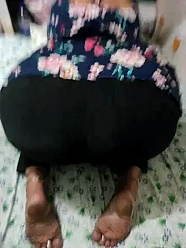 Alishafernandez online show from March 16, 8:46 pm