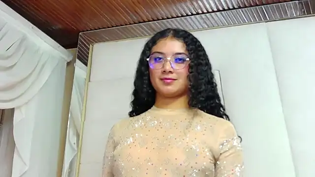 GinevraCarusso online show from September 13, 6:18 pm