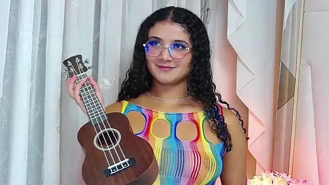 GinevraCarusso online show from September 27, 7:08 pm