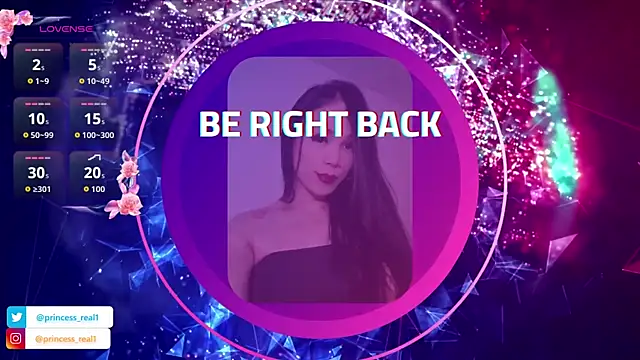 Snapshot of princess0303 chatting on December 16, 5:01 am princess0303 online show from December 16, 5:01 am