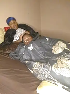 Snapshot of holidtic_justice chatting on December 13, 7:53 pm holidtic justice online show from December 13, 7:53 pm