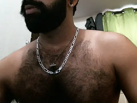 Snapshot of indianhairybull chatting on March 22, 4:56 am indianhairybull online show from March 22, 4:56 am