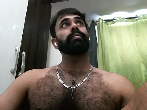 Snapshot of indianhairybull chatting on October 2, 4:41 am indianhairybull online show from October 2, 4:41 am